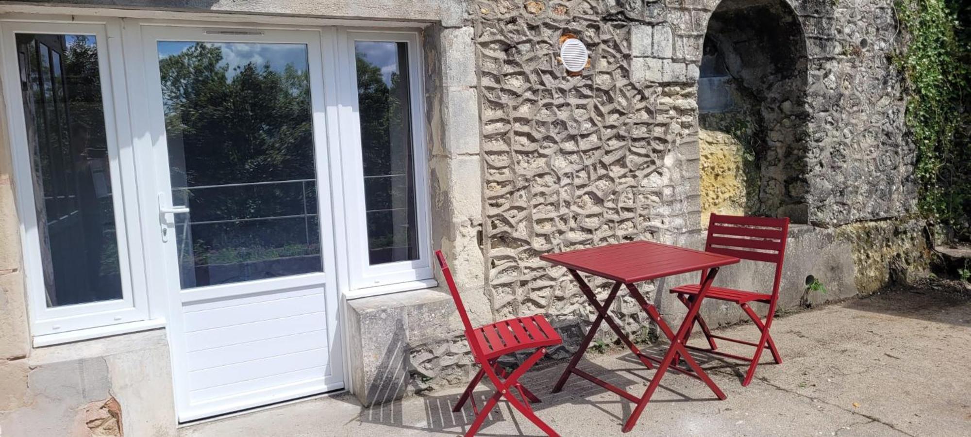 Le Cocon Troglodyte Saint-Étienne-de-Chigny Exterior foto